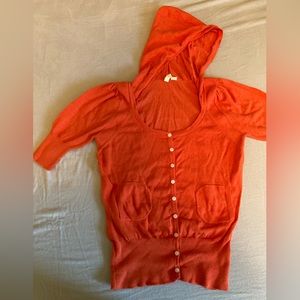 Lightweight orange hooded top